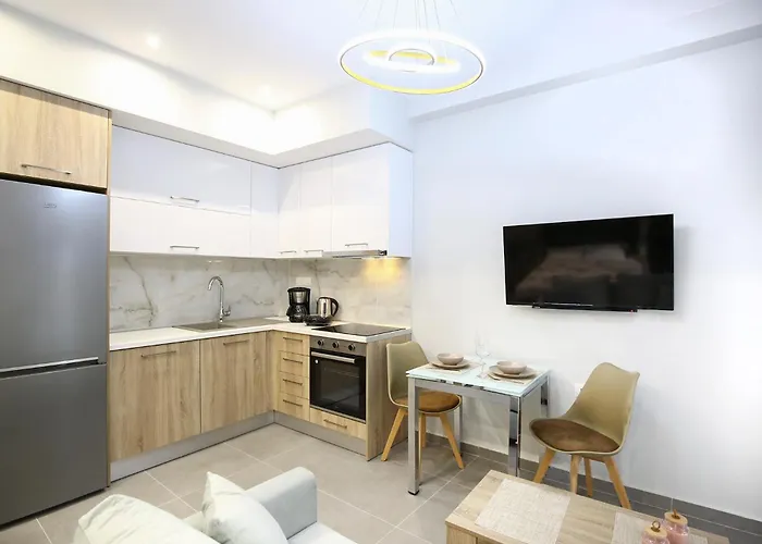Luxury White Tower * Salonic
